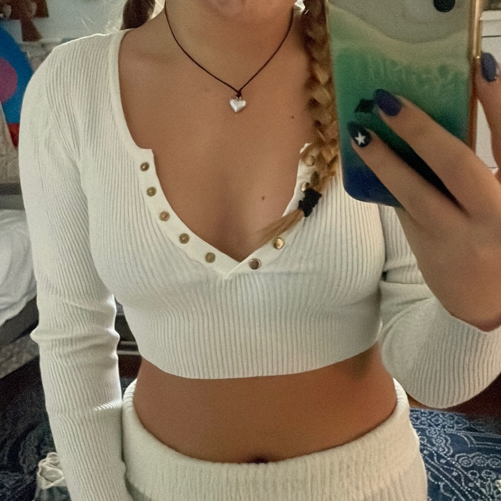 Women’s white long sleeve